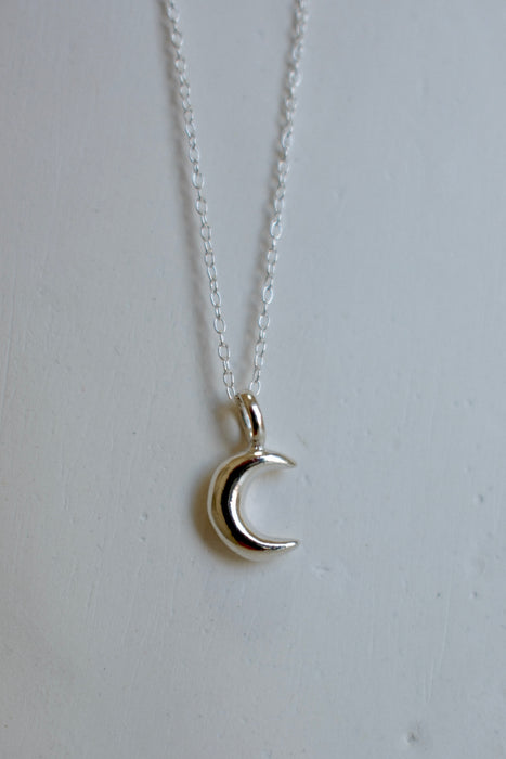 Luna Necklace