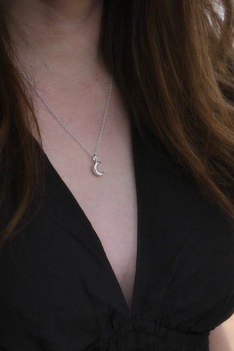 Luna Necklace
